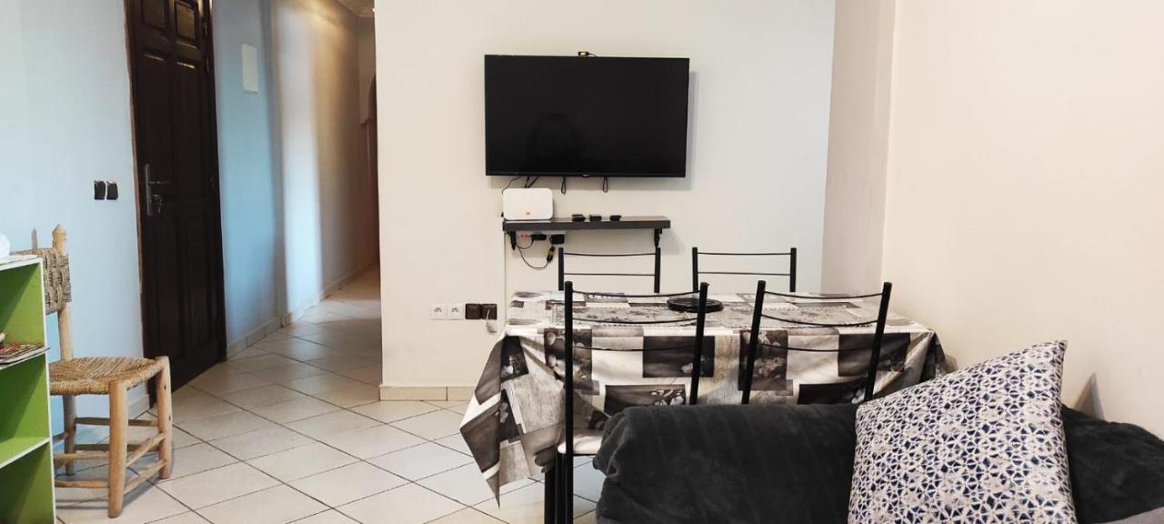 Bright Air Conditioned Apartment Near City Center Marrakesh Eksteriør billede